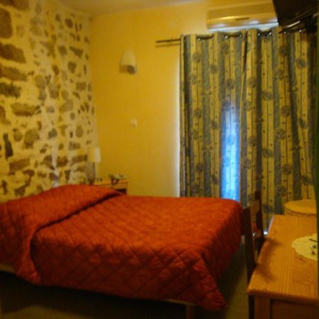 Hotel Le Bilboquet Le Puy-en-Velay Pokoj fotografie
